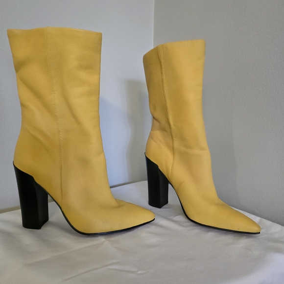 Dolce Vita Yellow leather booties - Picture 2 of 5